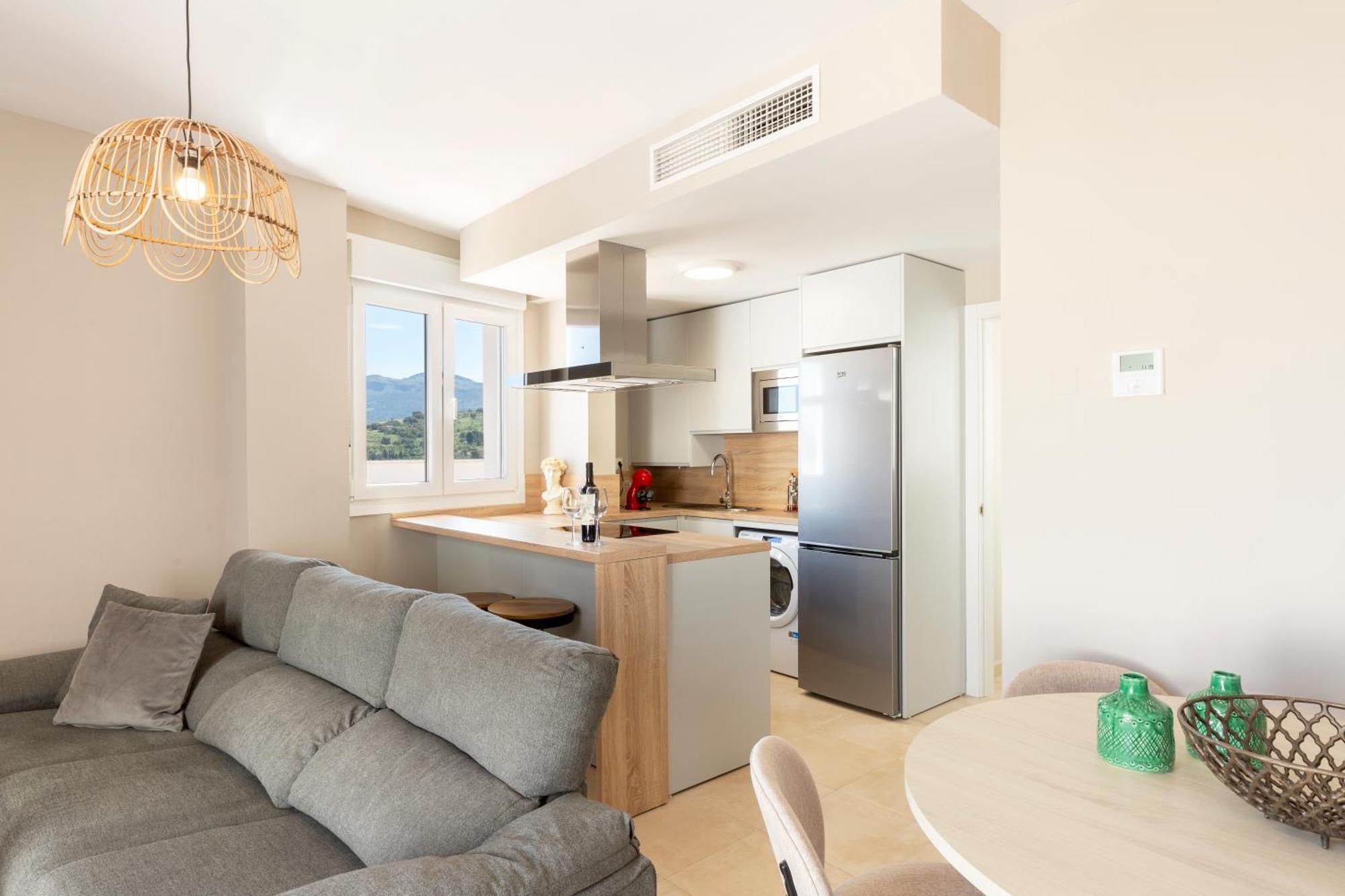 Apartamentos Martalia Aticos Deluxe รอนดา ภายนอก รูปภาพ