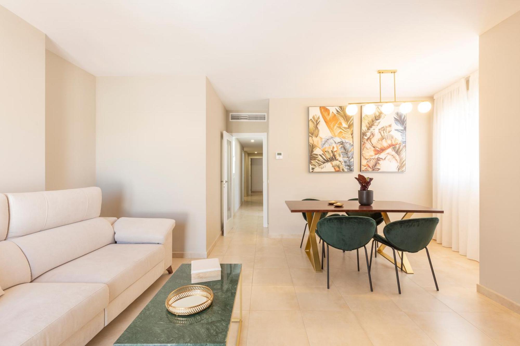 Apartamentos Martalia Aticos Deluxe รอนดา ภายนอก รูปภาพ