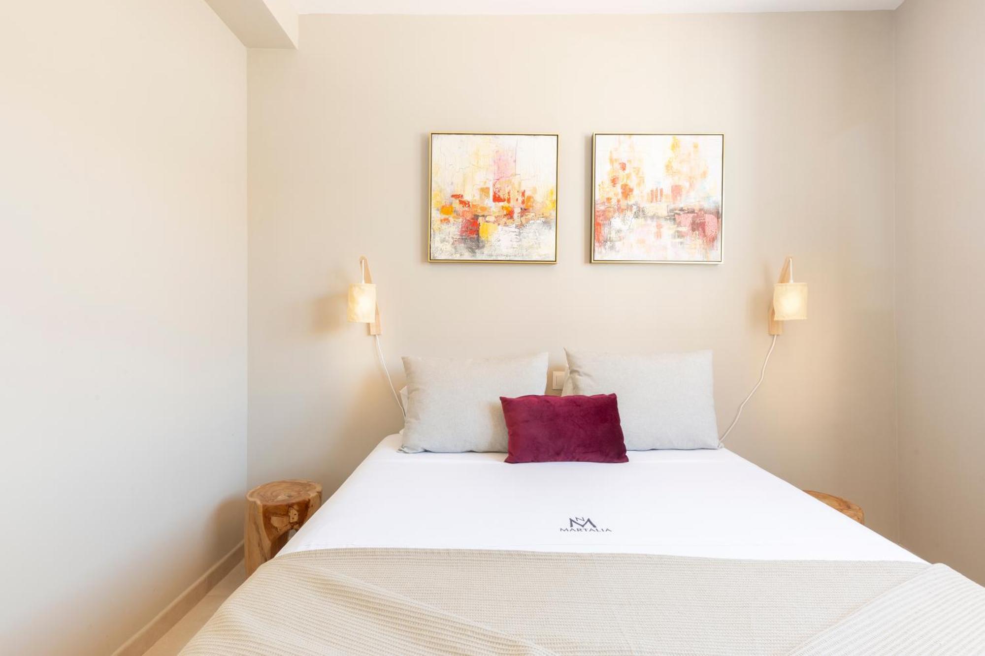 Apartamentos Martalia Aticos Deluxe รอนดา ภายนอก รูปภาพ