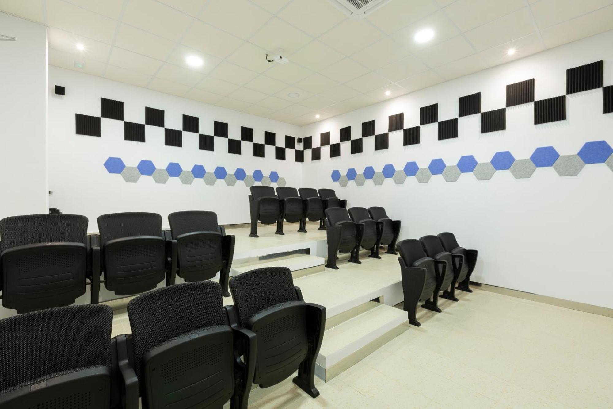 Apartamentos Martalia Aticos Deluxe รอนดา ภายนอก รูปภาพ